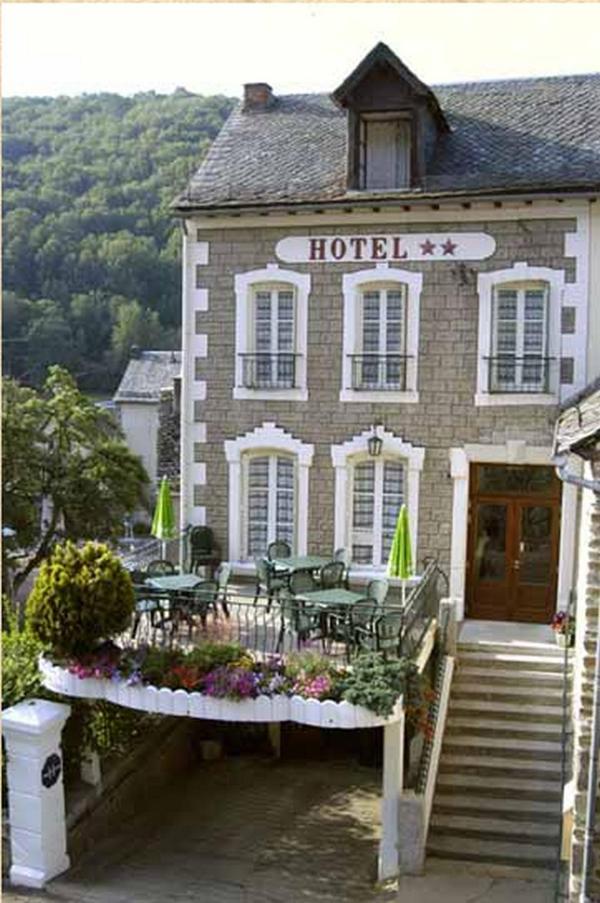 Hotel Des Voyageurs Saint-Chély-dʼAubrac Eksteriør bilde